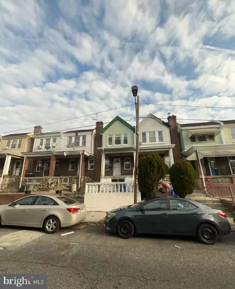 155 Sparks St, Philadelphia, PA 19120