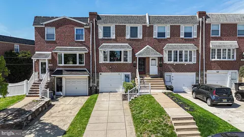 11813 Brandon Rd, Philadelphia, PA 19154