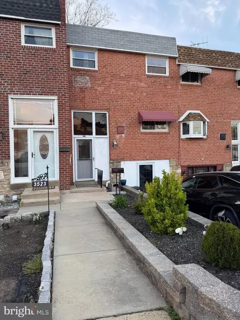 3525 Nottingham Ln, Philadelphia, PA 19114