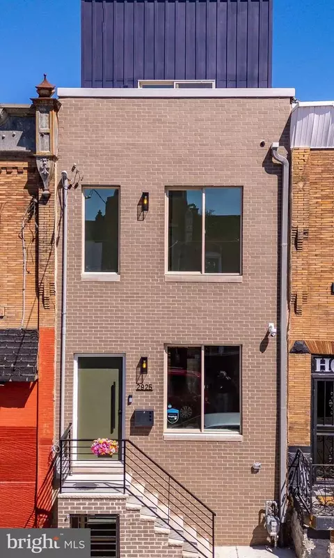 2925 W Master St, Philadelphia, PA 19121