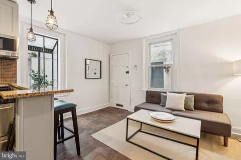2013 Naudain St #A, Philadelphia, PA 19146