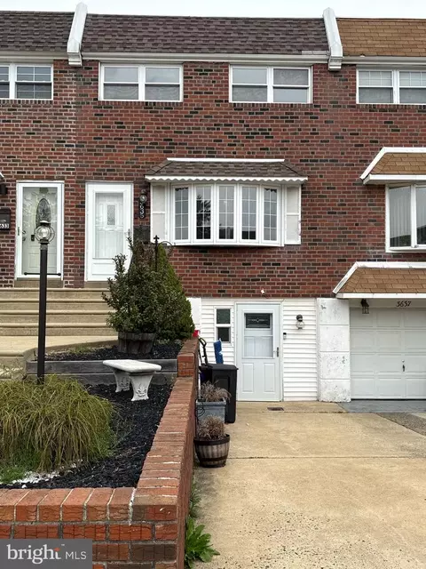 3635 Canby Dr, Philadelphia, PA 19154
