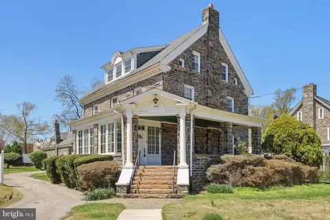 2406 N 52nd St, Philadelphia, PA 19131