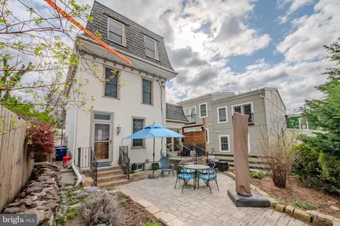 223 12 Jamestown St, Philadelphia, PA 19128