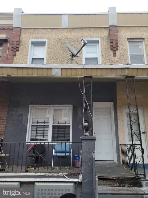 2145 S Daggett St, Philadelphia, PA 19142