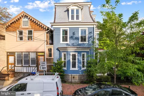 20-22 W Harvey St, Philadelphia, PA 19144