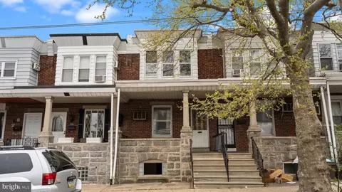 4318 Devereaux St, Philadelphia, PA 19135