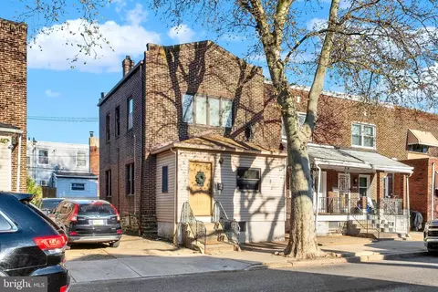 2733 S 7th St, Philadelphia, PA 19148
