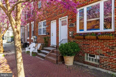 2153 E Hagert St, Philadelphia, PA 19125