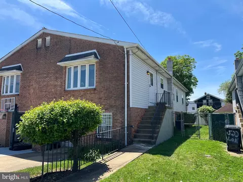 524 Longshore Ave, Philadelphia, PA 19111