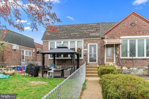 8540 Frontenac St, Philadelphia, PA 19152