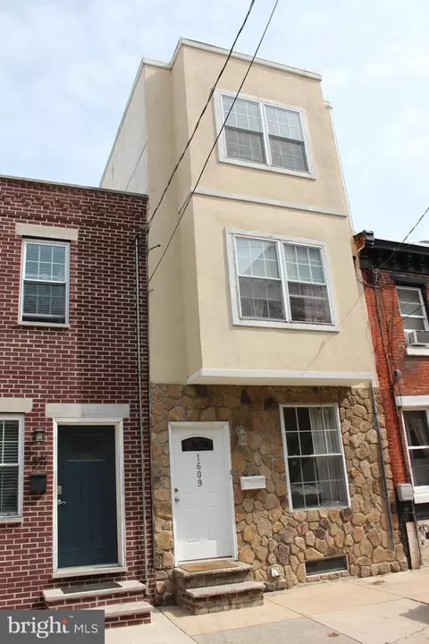 1609 Latona St, Philadelphia, PA 19146