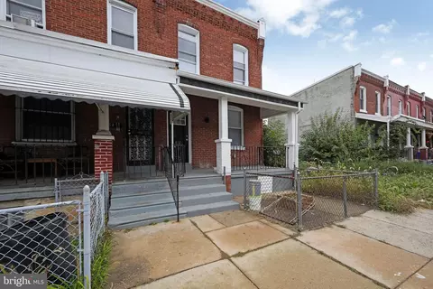 5449 Delancey St, Philadelphia, PA 19143