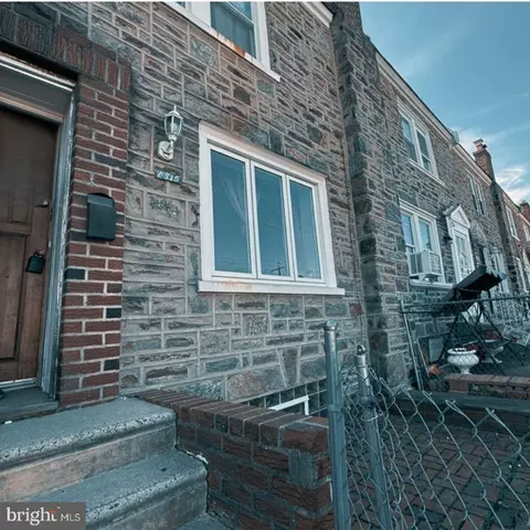 6315 Large St, Philadelphia, PA 19149