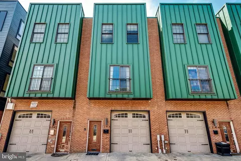 1344 Crease St, Philadelphia, PA 19125