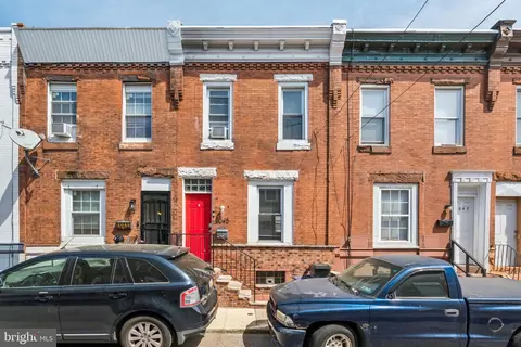 2045 S Croskey St, Philadelphia, PA 19145
