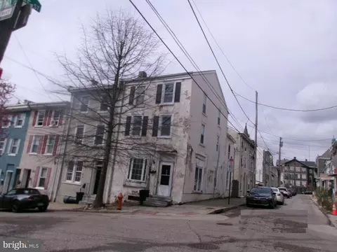 130 Jamestown St, Philadelphia, PA 19127