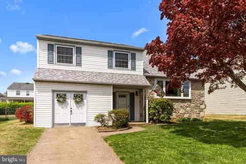 13040 Sewell Rd, Philadelphia, PA 19116