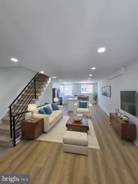 1055 E Cheltenham Ave, Philadelphia, PA 19124