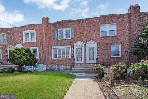2726 Dudley St, Philadelphia, PA 19145