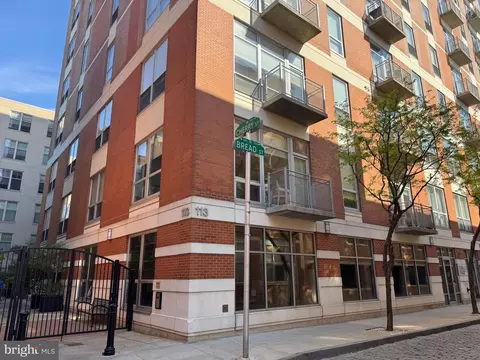 113 N Bread St #3E2, Philadelphia, PA 19106