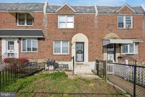 4240 K St, Philadelphia, PA 19124