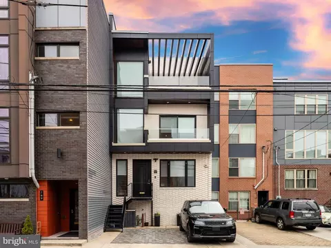 767 N Uber St, Philadelphia, PA 19130