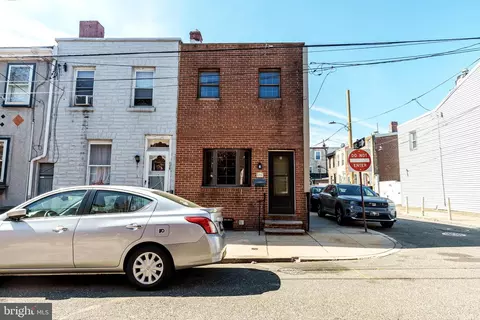 140 Fernon St, Philadelphia, PA 19148