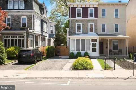 459 Green Ln, Philadelphia, PA 19128