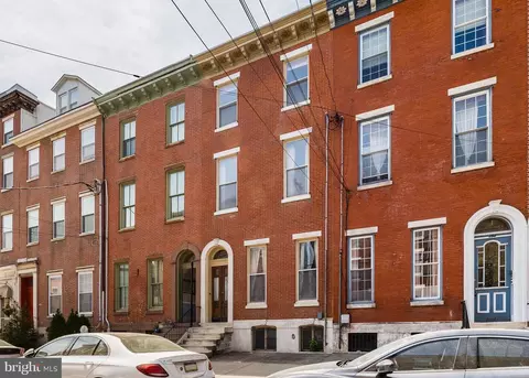 756 S 10th St, Philadelphia, PA 19147