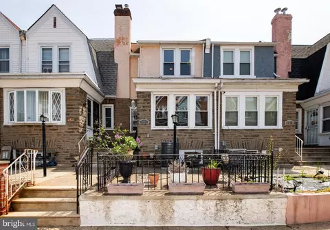 6453 N Sydenham St, Philadelphia, PA 19126