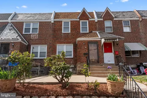 7250 Large St, Philadelphia, PA 19149
