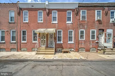 4472 Livingston St, Philadelphia, PA 19137