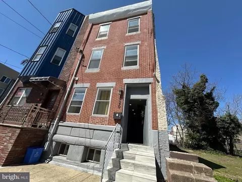 620 N 10th St, Philadelphia, PA 19123