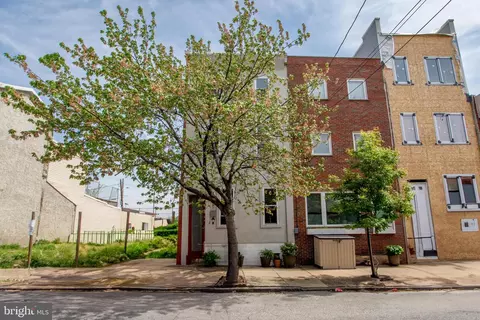 2435 E Huntingdon St, Philadelphia, PA 19125