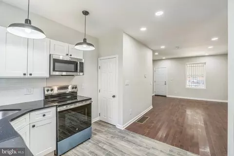 1637 S Ithan St, Philadelphia, PA 19143