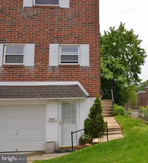 8302 Strahle Pl, Philadelphia, PA 19111