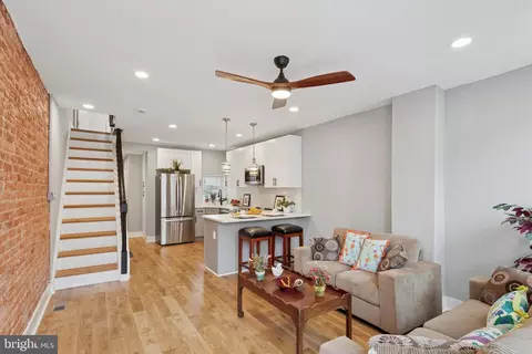 1903 N Lawrence St, Philadelphia, PA 19122