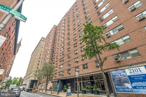 118 S 21 St S #701, Philadelphia, PA 19103