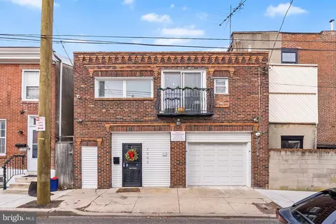 1302 S Alder St, Philadelphia, PA 19147