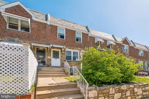2747 Lardner St, Philadelphia, PA 19149