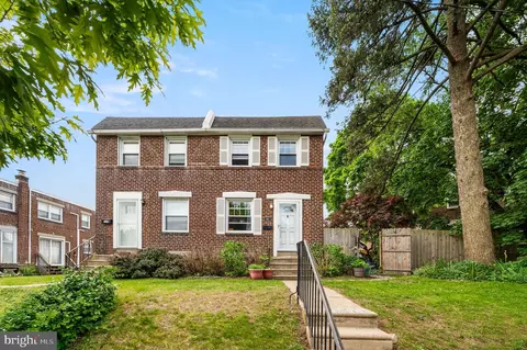 567 Pedley Rd, Philadelphia, PA 19128