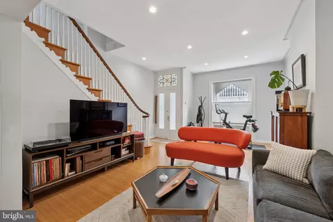 2335 S 13th St, Philadelphia, PA 19148