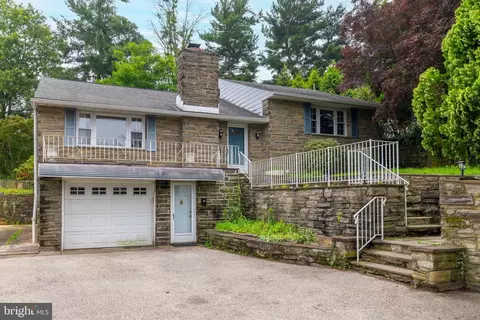 617 Markle St, Philadelphia, PA 19128