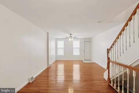 143 Sigel St, Philadelphia, PA 19148
