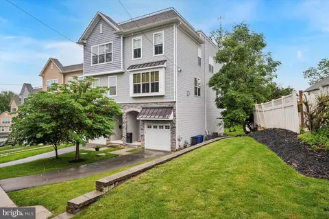 364 Cinnaminson St, Philadelphia, PA 19128