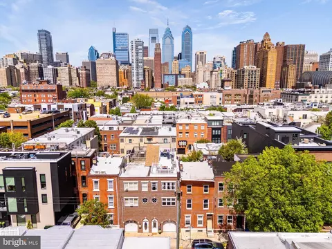 1631 Bainbridge St, Philadelphia, PA 19146