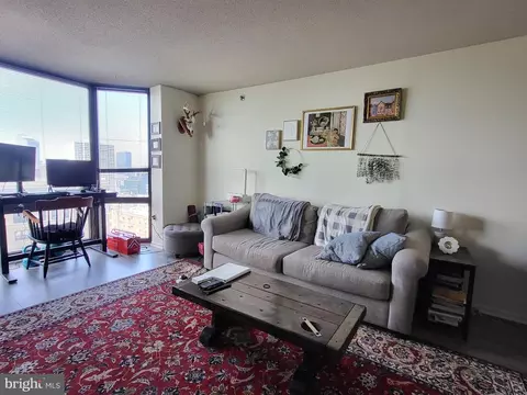 2020 Walnut St #21K, Philadelphia, PA 19103