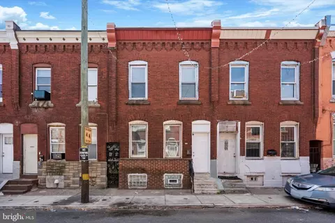 2062 E Stella St, Philadelphia, PA 19134