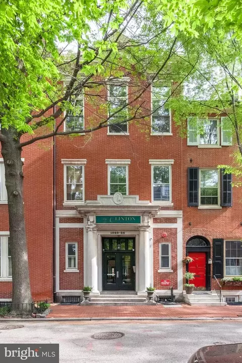 1023 Clinton St #303, Philadelphia, PA 19107